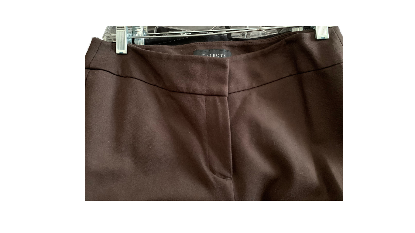 Talbots Tall Women’s Classic Fit Dress Pants; size 6L