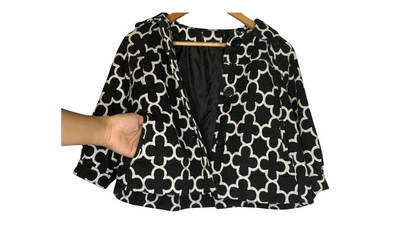 Stylish Black & White Geometric Print Jacket, L