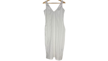 Elegant White Textured V-Neck Dress, L